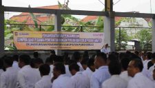 1.220 tenaga honorer di lingkungan Pemkab Purworejo resmi menerima Surat Keputusan (SK) Pengangkatan PPPK Paruh Waktu tahun 2025