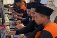 Para peserta saat belajar administrasi dalam Diklatsus Administrasi CBP KPP Purworejo.