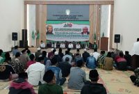 Ratusan jamaah dari berbagai ranting GP Ansor dan Banser se-Kecamatan Bener mengikuti Majelis Dzikir GP Ansor Bener.