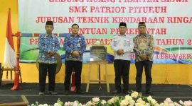 Peresmian Gedung Ruang Praktik Siswa (RPS) untuk jurusan Teknik Kendaraan Ringan (TKR) di SMK Patriot Pituruh.