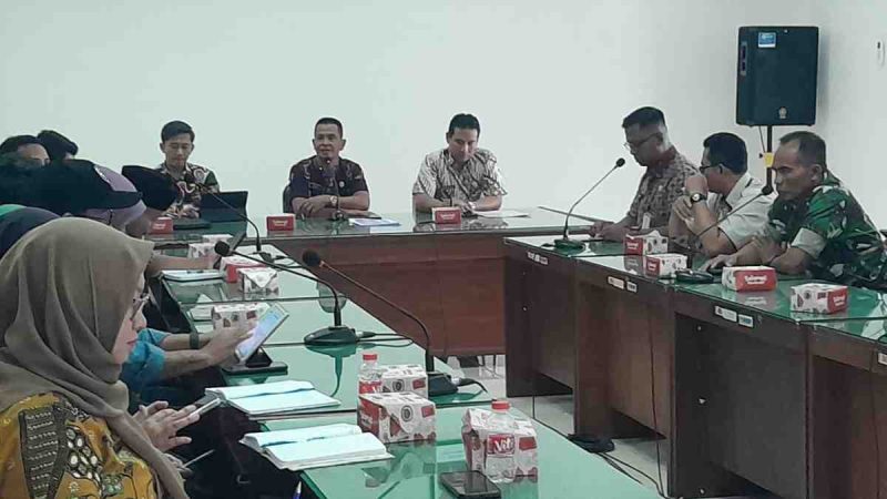 Rapat koordinasi yang digelar di Ruang Rapat Asisten II Setda Purworejo, Kamis (18/12/2025).
