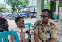 Kepala Bidang Pemasaran Pariwisata dan Ekonomi Kreatif Dinas Pemuda, Olahraga, dan Pariwisata (Dinporapar) Purworejo, Neira Anjar Pujisusilo saat di wawancarai.