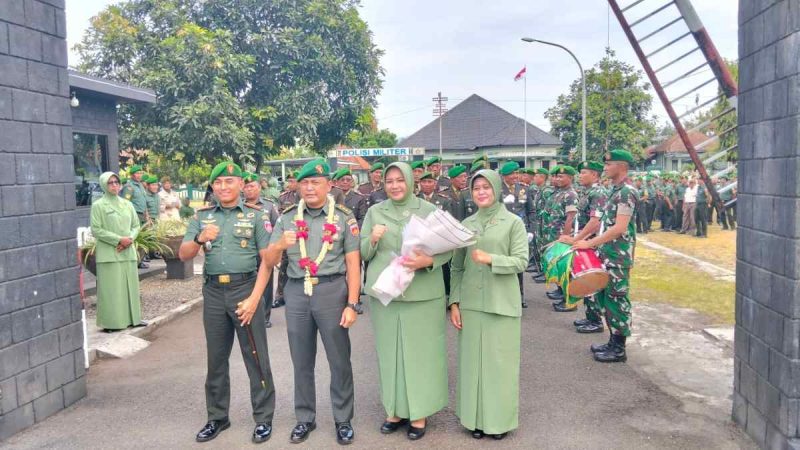 Kodim 0708/Purworejo menggelar acara Tradisi Lepas Sambut Komandan Kodim dalam rangka serah terima jabatan dari Letkol Inf Imam Purwoko, S.E., M.H.I. kepada Letkol Inf Ketut Hendra Budihardja, Rabu siang (7/1/2026).
