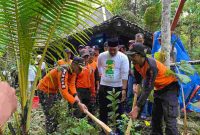 Pengurus Cabang Nahdlatul Ulama (PCNU) Kabupaten Purworejo menggelar Gerakan Nahdliyin Tanam Pohon sebagai bentuk nyata kepedulian terhadap kelestarian lingkungan.