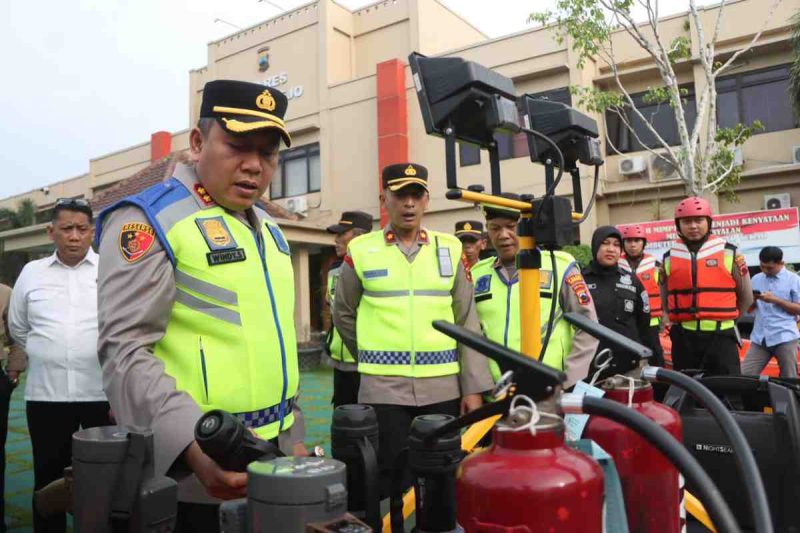 Jajaran Polres Purworejo melakukan pengecekan peralatan dan pelatihan intensif bagi personel.
