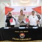 Pers rilis pengungkapan kasus sindikat penipuan bermodus 'polisi gadungan' di Purworejo.