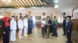 Bupati Purworejo, Yuli Hastuti SH, resmi mengukuhkan 88 Kepala Sekolah Purworejo di lingkungan Pemerintah Kabupaten Purworejo, Rabu (04/03/2026).