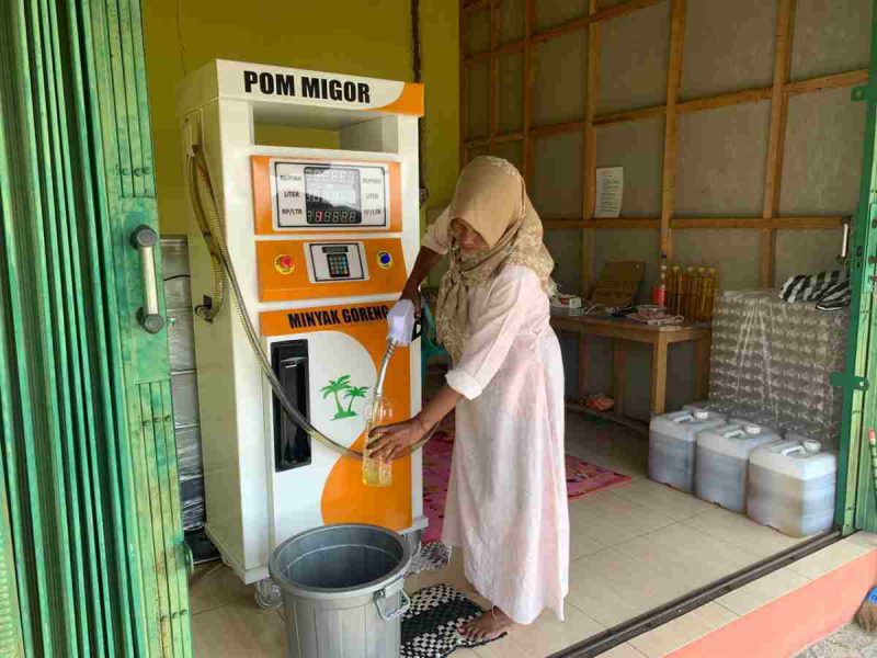 Bumdes Tunjungtejo Barokah hadirkan inovasi minyak goreng sistem pom SPBU.