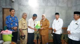 Bupati Purworejo Yuli Hastuti mendatangi langsung lokasi musibah kebakaran di wilayah Kemiri.