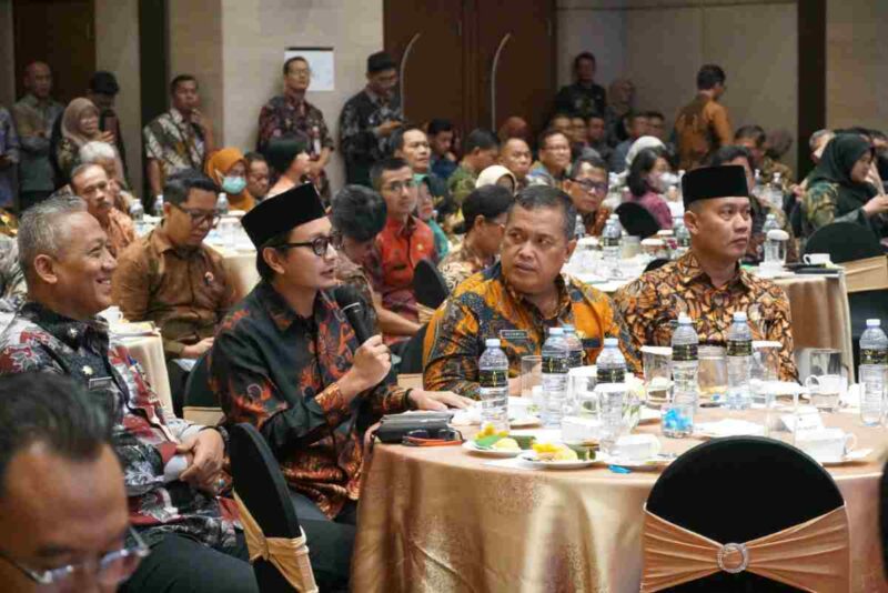 Wabup Purworejo, Dion Agasi S. mengikuti Rapat Koordinasi Pengendalian Alih Fungsi Lahan Sawah di Semarang.