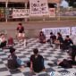 Sejumlah elemen masyarakat, mahasiswa, dan pemuda menggelar forum diskusi publik Purworejo di Amphitheater Alun-Alun setempat.