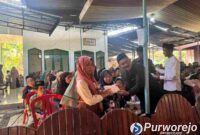 Santunan Anak Yatim ke-30 di Kalikotes, Kecamatan Pituruh, Kabupaten Purworejo.