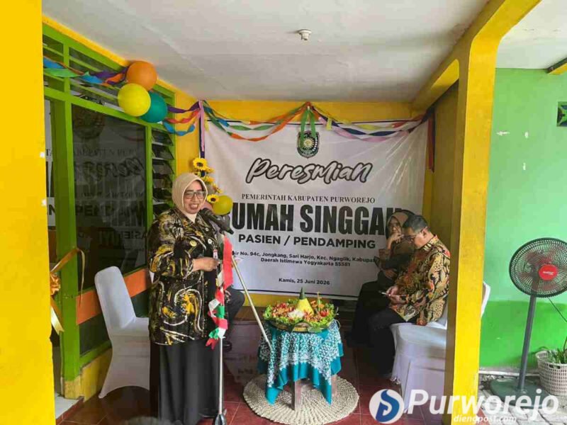Bupati Purworejo Yuli Hastuti memimpin langsung upacara peresmian gedung operasional baru tersebut bersama jajaran dinas teknis terkait.
