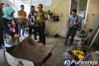 Dinas Lingkungan Hidup dan Perikanan Kabupaten Purworejo meluncurkan program inovatif bernama Layanan Edukasi Pengelolaan Sampah atau LEPAS.