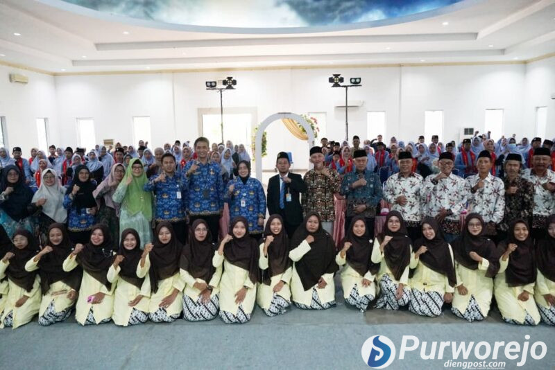 Bupati Purworejo Hadiri Wisuda SD Muhammadiyah Kemiri, Dorong Lahirnya Generasi Berkarakter dan Berprestasi