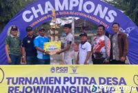 Tim sepak bola Putra Candi sukses keluar sebagai juara Rejowinangun Cup 1.
