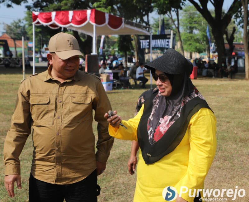 Bupati Purworejo Yuli Hastuti saat membuka acara secara resmi kicau mania.
