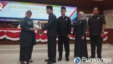 Rapat paripurna di Gedung DPRD Purworejo pada Kamis, 30 Juli 2026.