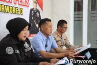 Kepolisian Resor Purworejo meluruskan kabar bohong terkait kekerasan jalanan.