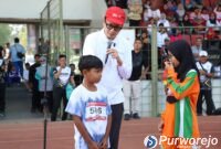 Wakil Bupati Purworejo Dion Agasi Setiabudi resmi membuka kejuaraan Kids athletics. 