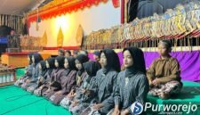 Penampilan Karawitan SDN 2 Tlogorejoguwo sukses memukau warga dalam acara Merti Dusun Gogoluas.